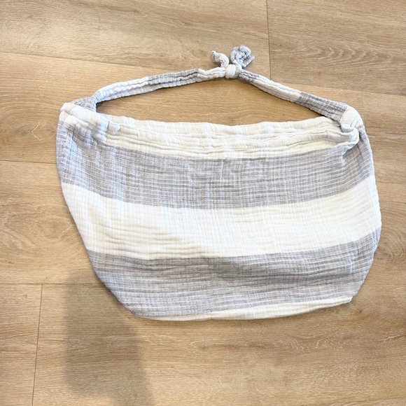 Cotton Gauzey Striped Blue & White Large Beach Bag Boho Hippie Beachy Vacation - Picture 1 of 5